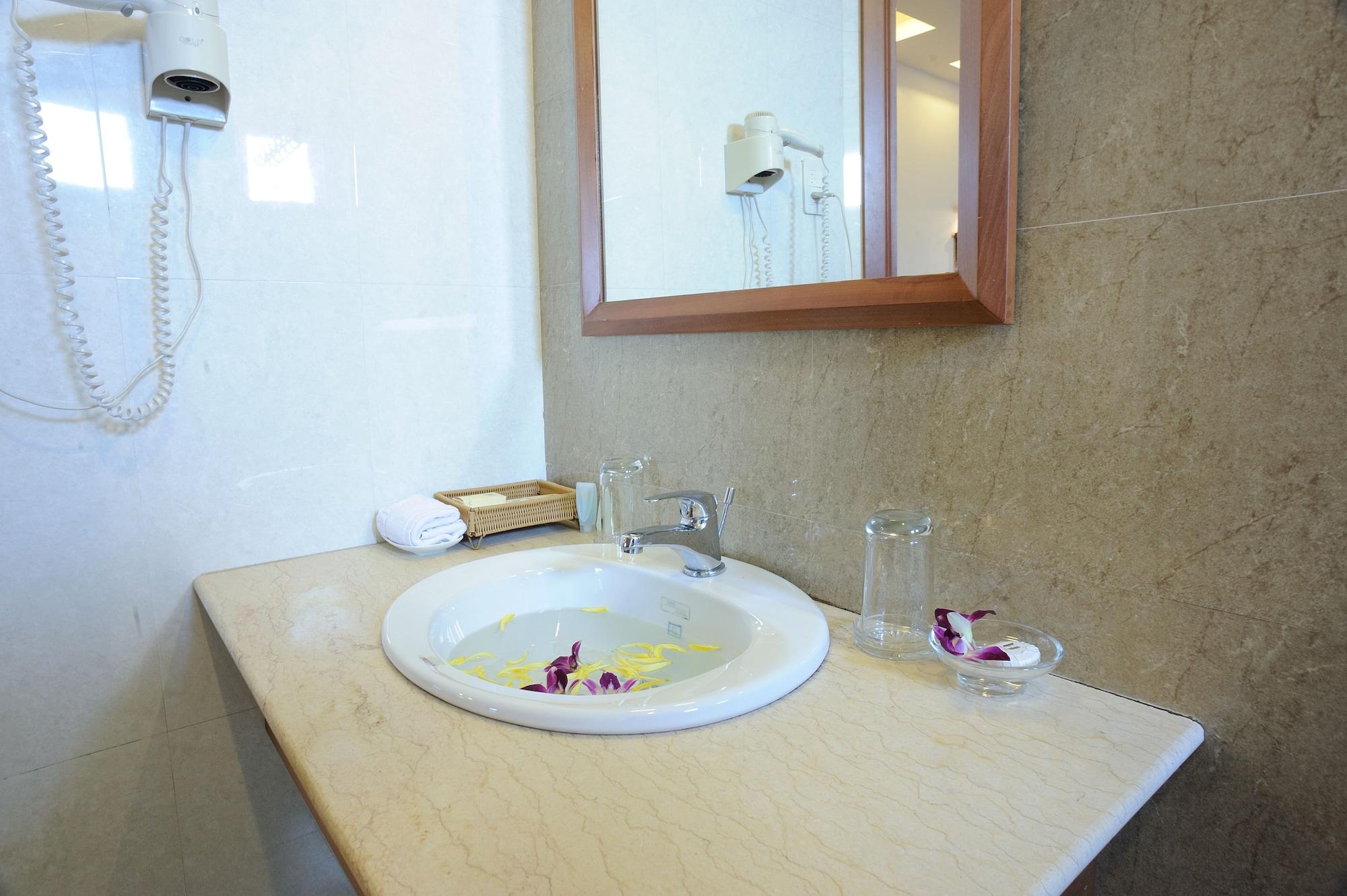 Hoang Yen 2 Hotel Thu Dau Mot Kültér fotó