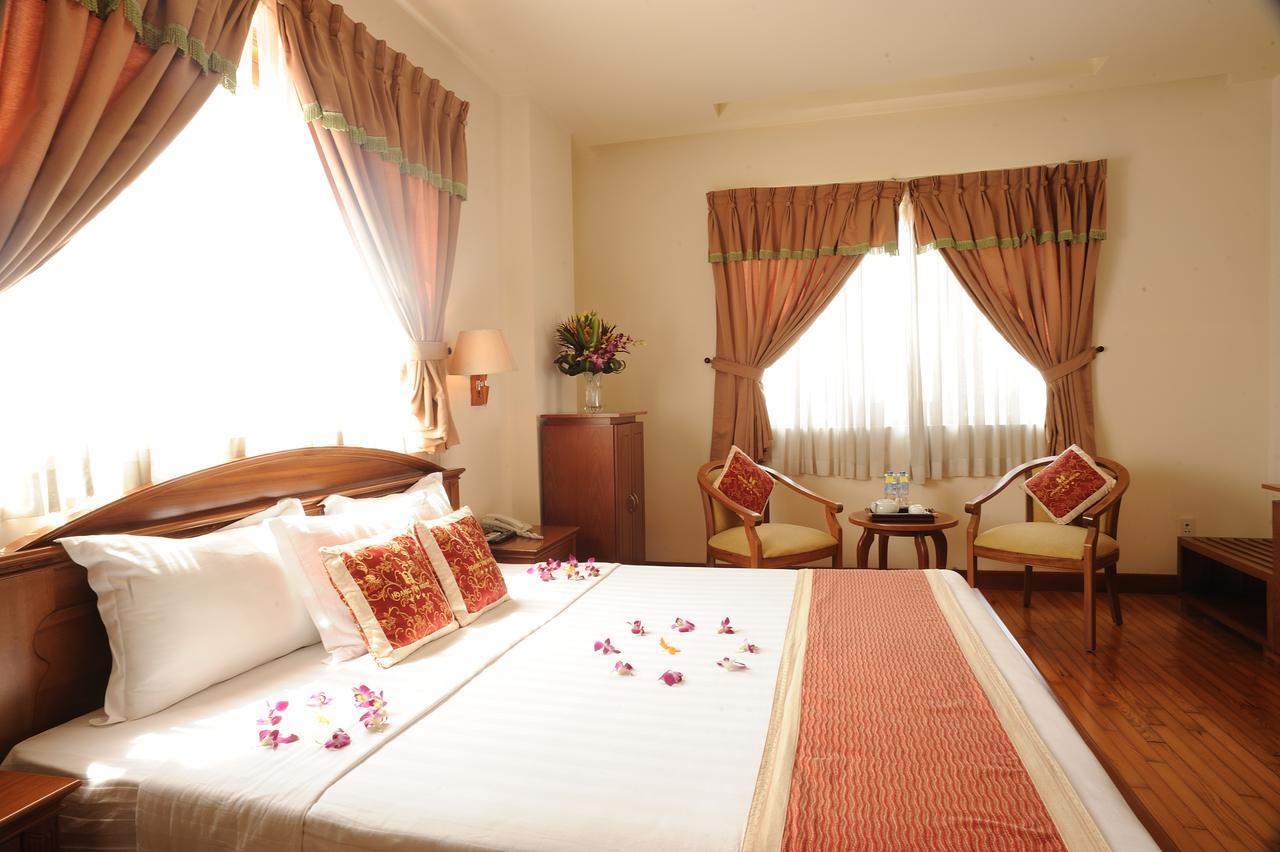 Hoang Yen 2 Hotel Thu Dau Mot Kültér fotó