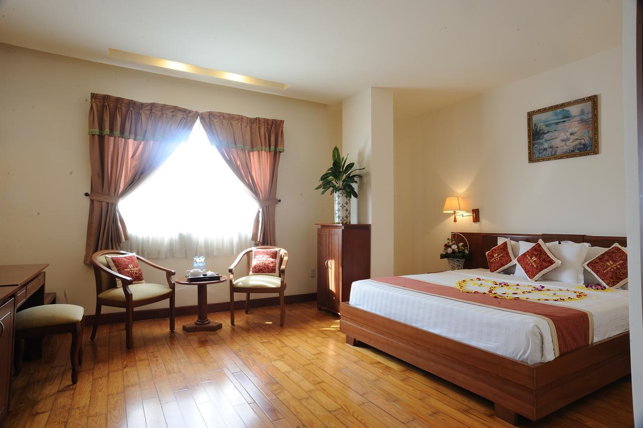 Hoang Yen 2 Hotel Thu Dau Mot Kültér fotó